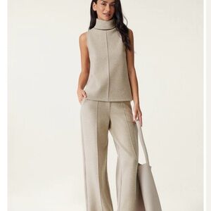 OGL Move Fuzz Lux Set NWT